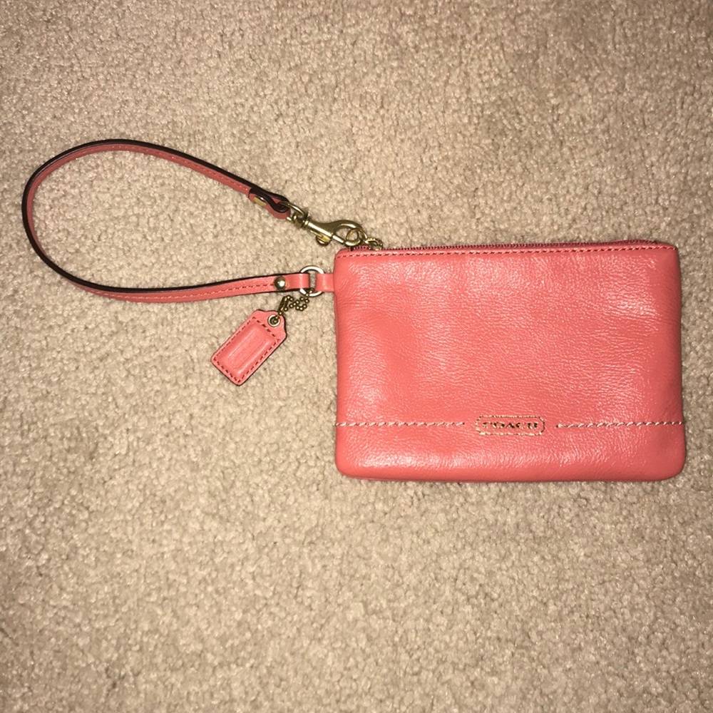 NWOT Coach Wristlet